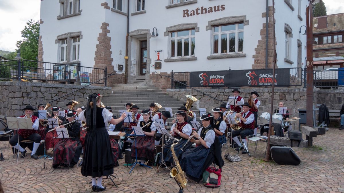 Kurkonzert Dorfplatz Galerie