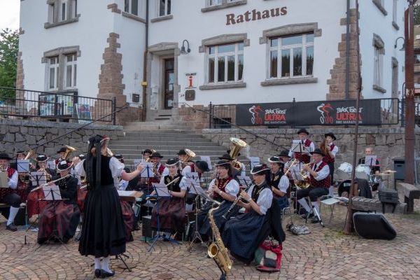 Kurkonzert Dorfplatz